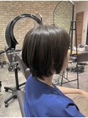 ショートボブ