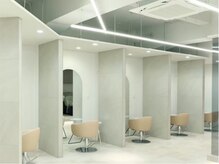 カノイ 銀座中央通り(KANOI)の雰囲気(全席半個室完備◎パーソナルな空間で診断・施術致します)