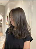 オリーブブラウン