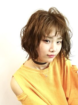 ナンブ セントラル(nambu-CENTRAL) シースルーバングがカワイイミディアムボブ