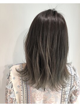 シーン 池袋(scene.) scene.【シーン】【池袋 西口徒歩3分】シルバーアッシュ