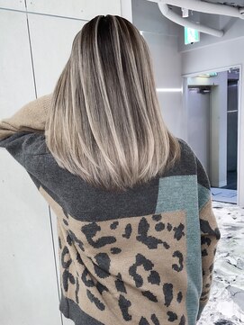 キオク(KIOX) コントラストバレイヤージュ