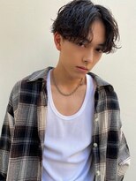 メーヴェ(Mowen)&nbsp;mowen 南堀江　メンズ　センターパート　ニュアンスパーマ