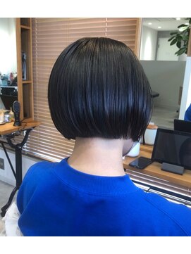キャビン(CABIN) 切りっぱなしボブ