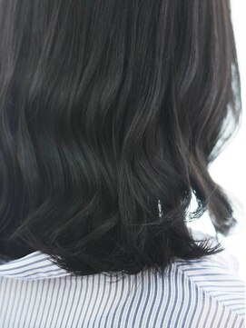 アテム 大町店(Atem) 研修や就職におすすめ!ダークブラウン