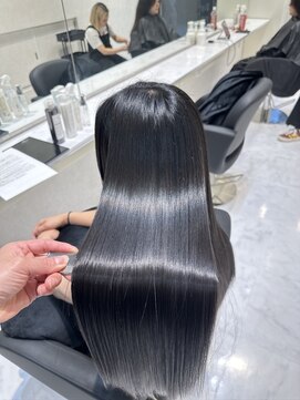 LAPISUTA 門前仲町 ヘアエステ【髪質改善美容院LAPISUTA門前仲町】