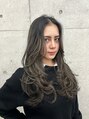 モニカ(MONIQA)&nbsp;地毛ハイライト×レイヤーカット