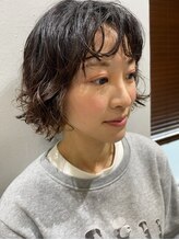 ニュアンスパーマ◎髪全体に自然な毛流れや動きを出せ、さりげないおしゃれができ垢抜け感も♪