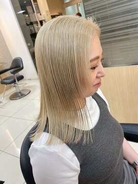 アールイー(Re) ミルキーブロンド