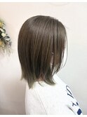 オリーブカラー