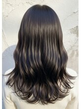 《＊アッシュグレージュ＊》アッシュカラーで落ち着きとフェミニンさを両立♪ 髪質改善/ベージュ/縮毛矯正