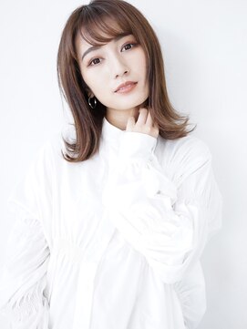 ウミ(umi.) 乾かすだけでも可愛いツヤ感じるミディアム