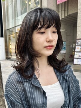 ビュートリアム265(BEAUTRIUM 265) ミディアムレイヤー/レイヤーカット/くびれヘア/アッシュ/銀座