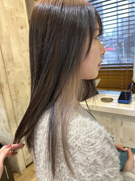 ハグ 横浜(HUG) 柔らかいホワイトベージュ☆イヤリングカラー