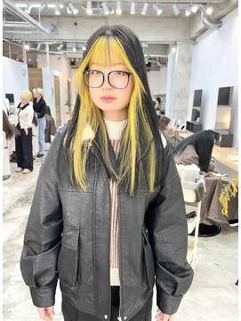 カシェル(cashel kishaba) イエローカラー×フェイスフレーミング