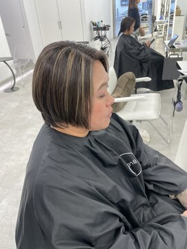 ブラウン(Brown) コントラストハイライト/丸みボブ/藤沢美容室