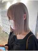 切りっぱなしボブピンクベージュミディアムボブダブルカラー