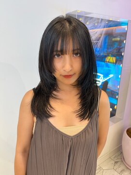 アマンドール(Aman D'or) レイヤーカット