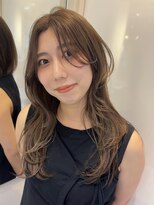 ジアン(GIEN)&nbsp;ハッシュカット/ ダブルイルミナカラー/ ヘーゼルベージュ @吉元