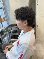 ミィ 浦和(mee)&nbsp;フェザーショート 刈り上げセンターパート ニュアンスデザイン