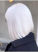 ホワイトブロンドヘアーお任せください！
