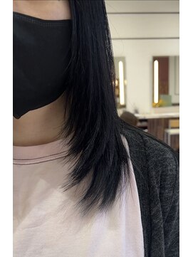 フークフーク(HOEK HOEK) ◎顎下からのレイヤーカット