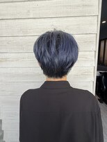 ヘアーアンドリラックス アミエ(hair&relax amie)&nbsp;ブルー×シルバー