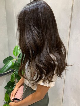 オーストヘアー リュウール(Aust hair Lueur) 透明感グレージュ×ナチュラルレイヤーロング　K