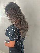 モノトーン(MONOTONE)&nbsp;グラデーションカラー