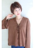 オリーブカラーハイライトカラー小顔くすみカラーくびれショート