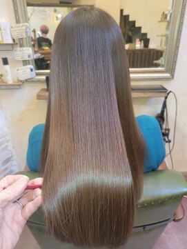 リリアン(Ririan) 【橋本】うる髪フルカラー+自社製品髪質改善トリートメント