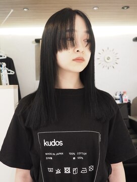 ゼストララ(ZEST Lara) ブルーブラック×ぱつっと