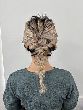 ヘアー アレス(hair ales) ゆるふわアレンジ 結婚式アレンジ