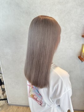 ドゥニカ(donica) シアーベージュ/くすみベージュ/透明感