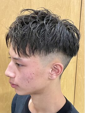 ニアウ 伊勢崎連取店(Niau) 波巻きスパイラルパーマツイストスパイラルパーマシャドウパーマ