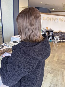 コワファースト 大分(COIFF1RST) ベージュカラー