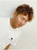 ナチュラルパーマ　7:3分けスタイル