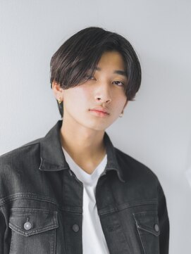 メンズヘアトーキョー(MEN'S HAIR TOKYO) トランクスヘア/前下がりセンターパート/ポイントパーマ