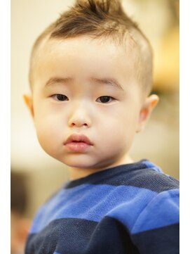 ベロニカ キッズカット×動画OK 未就学児カット¥3,300◎人気スタイル提案