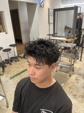 ザデイ カットアンドカルチャーショップ(THE DAY CUT&CULTURE SHOP) ルーズショート