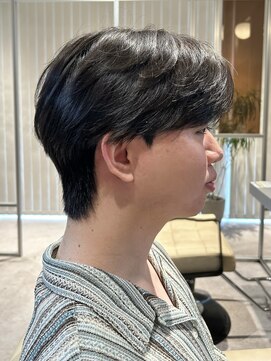 ノラギンザユー(NORA GINZA/U) ダウンパーマメンズヘアセンターパートメンズパーマ