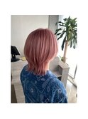 ピンクグレージュ