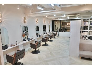 Noa 　髪質改善　縮毛矯正＆トリートメント 　大宮店 【ノア】