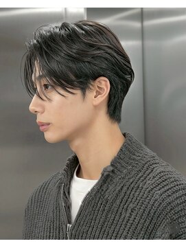 モアナ バイ ヘッドライト 長野駅前店(Moana by HEADLIGHT) #センターパート#メンズカット#メンズパーマ