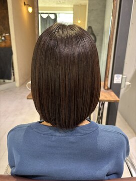 エミュー(emue) 前上がりボブ/素髪に戻すイオンサージュデトックス
