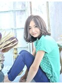 クリスタルミディアムボブ#イメチェン#フォギーベージュ#耳かけ