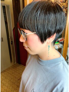 ロイ プラスアティック(roi +attic) 谷町六丁目異空間美容室◆毛髪診断士◆髪質改善◆似合わせカット