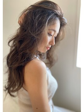 チョビー 銀座(chobii) 道村/ウェーブパーマ/フォギーベージュ/大人かわいい/耳かけ