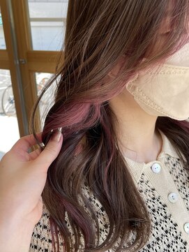 フェリアファム 北千里(FERIA fam) インナーカラー／ビビットピンク/イルミナカラー