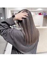 ウィリーベル 沖縄(WILLIE BELLE)&nbsp;透明感ダークグレージュ